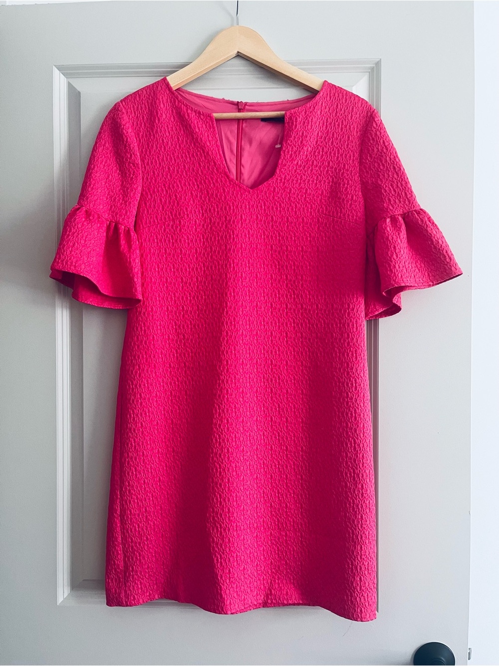 Trina Turk Hot Pink Textured Ruffle-Sleeve Mini Dress